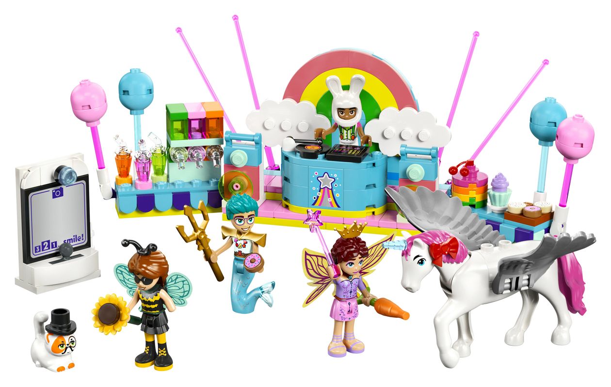 Kostümparty mit Einhorn und Fee 