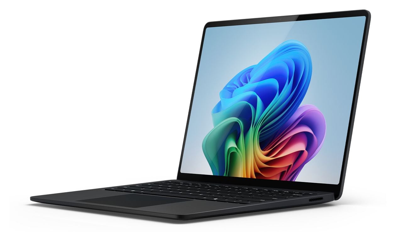 Surface Laptop 7 Notebook 38,1 cm (15 Zoll) Touchscreen 16 GB RAM 1 TB SSD Windows 11 Home Qualcomm Snapdragon  (Schwarz) 