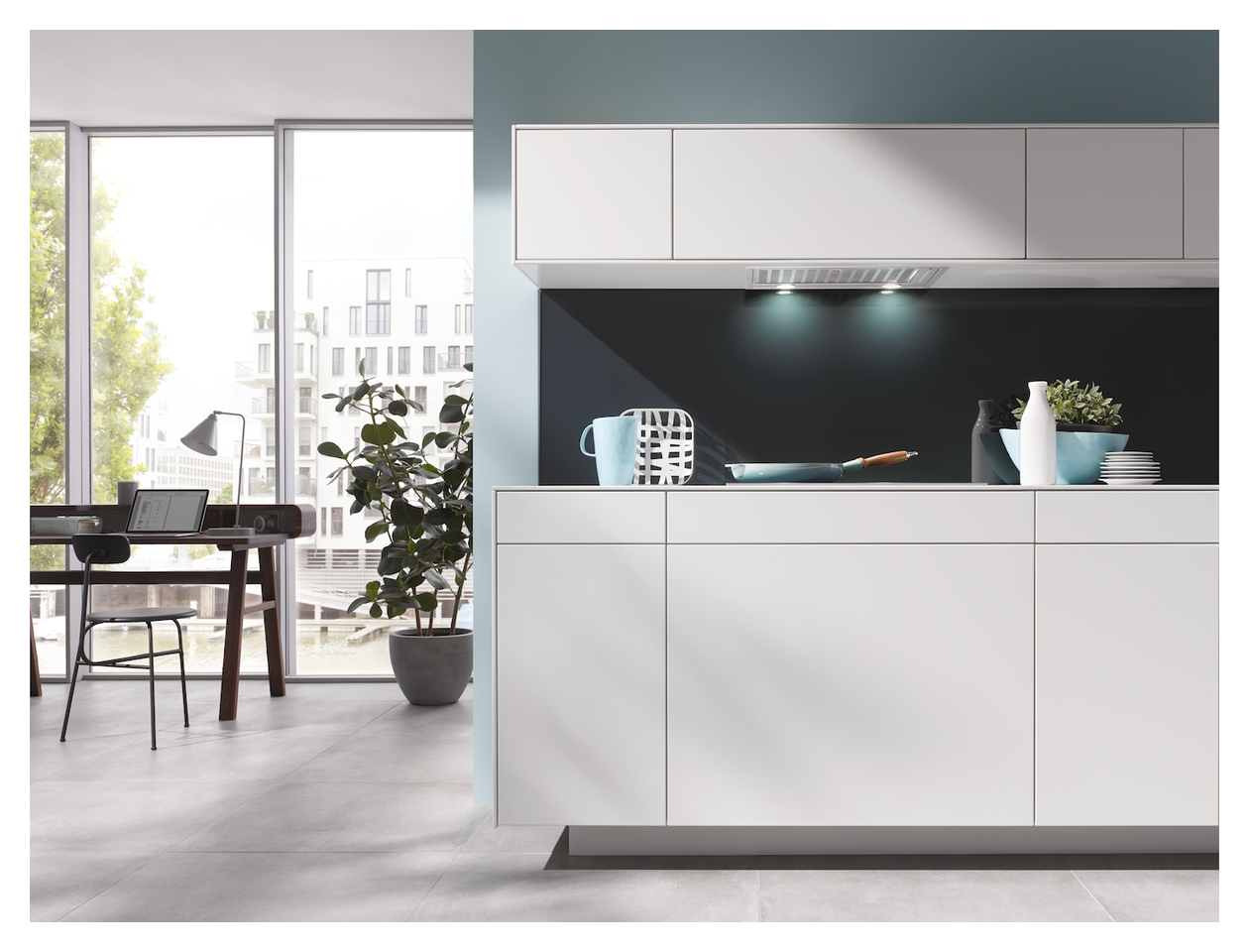 DA2558 Abluft/Umluft Dunstabzugshaube/Esse Einbau 532 mm (Edelstahl) 