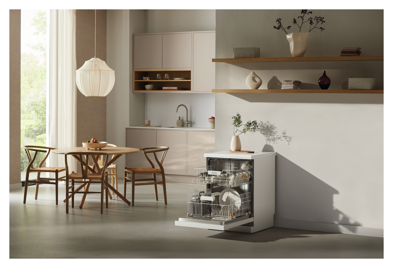 G5811 Active Plus 60 cm Geschirrspüler freistehend Leise 13 Maßgedecke aquaStop Funktion 