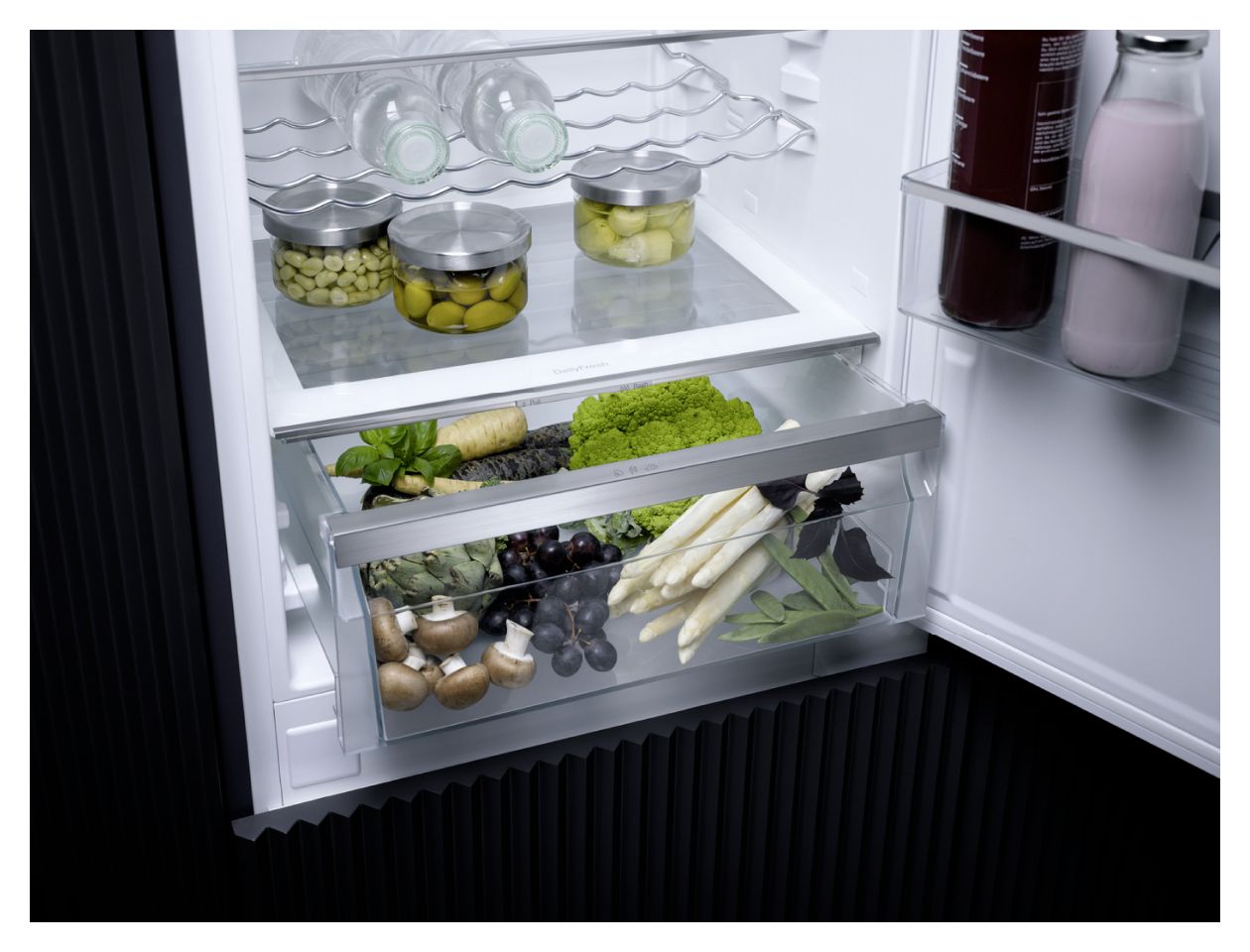 K7234E 131 l 104 cm Einbaukühlschrank EEK: E 147,1 kWh Jahr 