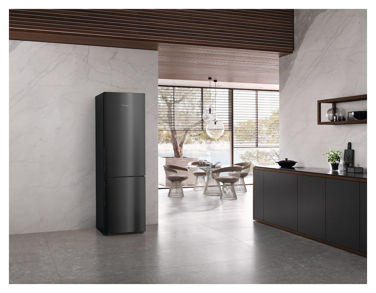 KFN4898A-20D 259 l / 103 l Kühl-Gefrierkombi freistehend NoFrost 92,35 kWh Jahr  (Schwarz) 