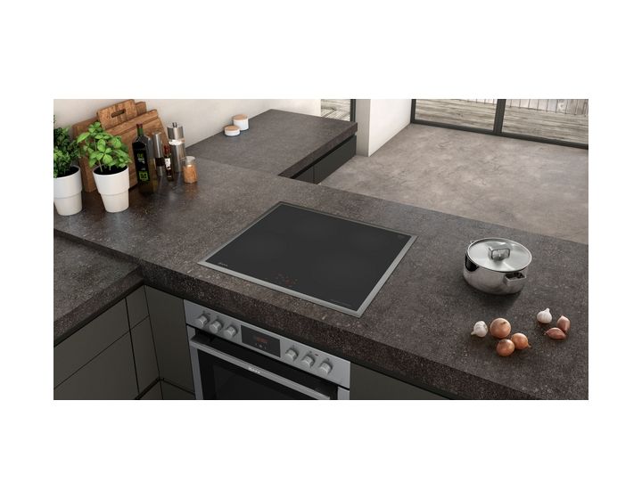 M56SBF1M0 herdgesteuertes 60 cm Induktions Kochfeld/Herdplatte 4 Zone(n) 