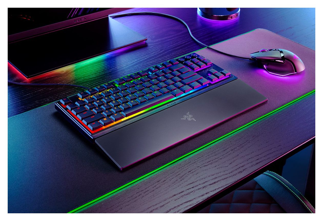 Ornata V3 Tenkeyless RGB-LED Gaming Tastatur USB  (Schwarz) 