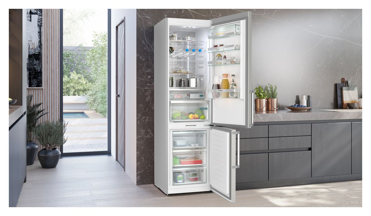 iQ500 KG39NAIBT 260 l / 103 l Kühl-Gefrierkombi freistehend NoFrost 129 kWh Jahr  (Edelstahl) 
