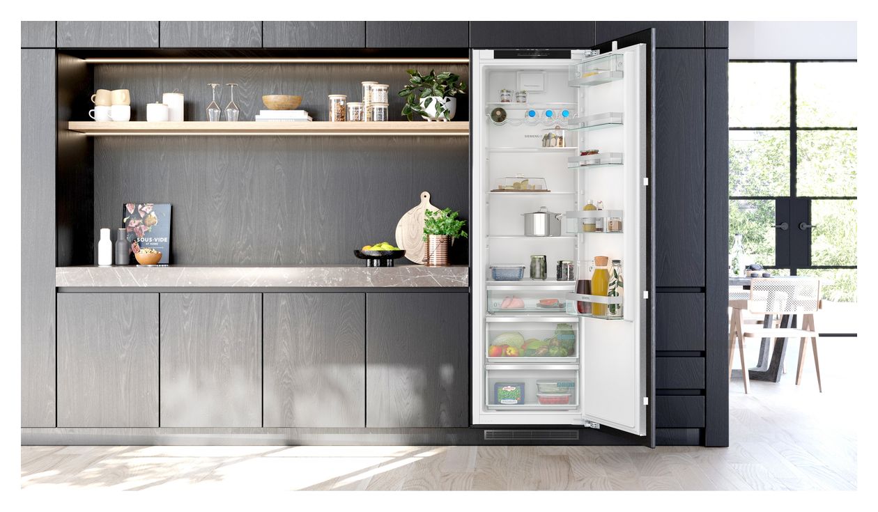 iQ500 KI81RADC0 310 l 177,5 cm Einbaukühlschrank EEK: C 73 kWh Jahr 