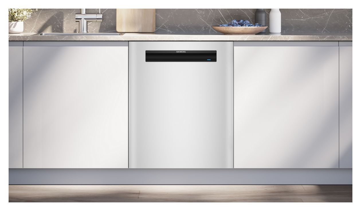 IQ500 SN15EW06CS 60 cm Geschirrspüler teilintegriert (ohne Front) Sehr leise 14 Maßgedecke aquaStop Funktion Heat exchanger/Drying assistant 