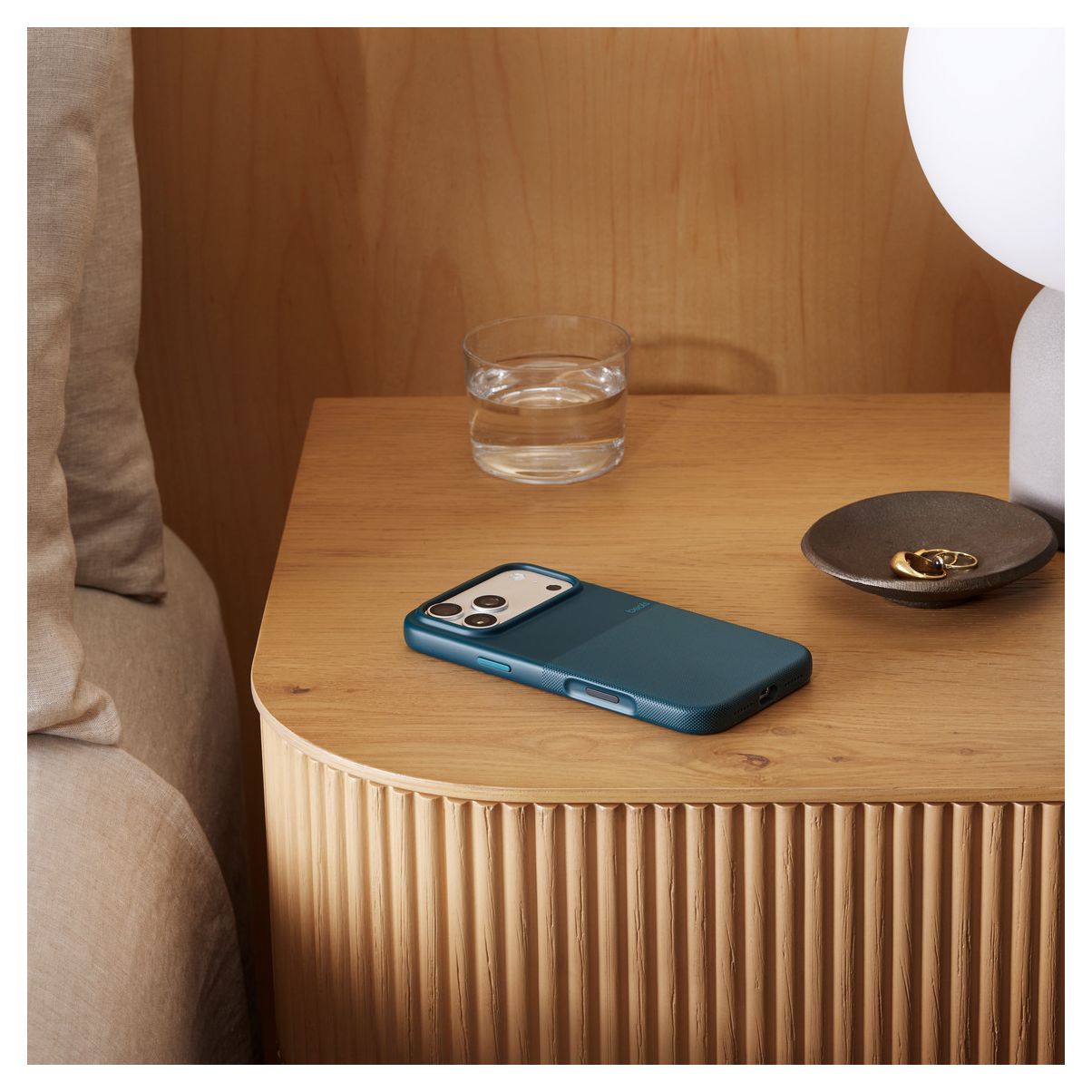 Beats Rugged Case mit MagSafe Cover für Apple iPhone 17 Pro Max  (Blau) 