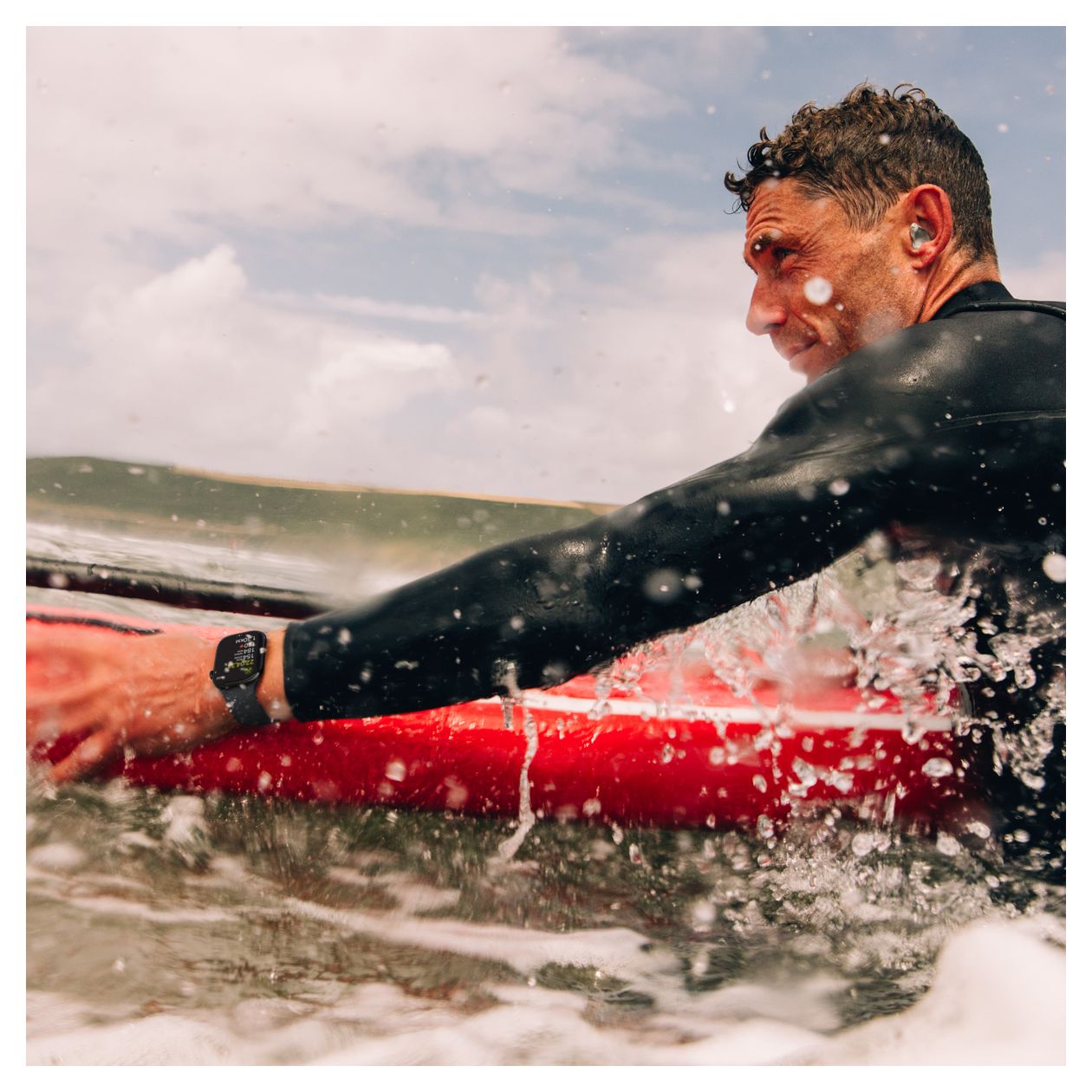 Watch Series 10 Digital 46 mm M/L Smartwatch Rechteckig IP6X 36 h 326 ppi 4G  (Gold) 