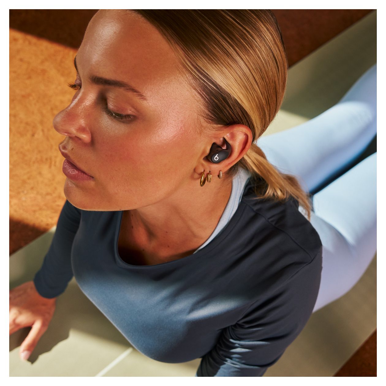 Powerbeats Fit In-Ear Bluetooth Kopfhörer kabellos 7 h Laufzeit IPX4  (Schwarz) 