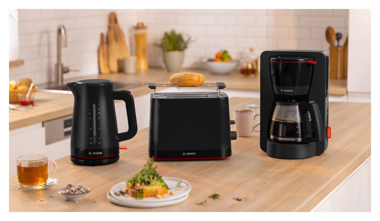 TWK3M123 MyMoment 1,7 l Wasserkocher 2400 W  (Schwarz) 