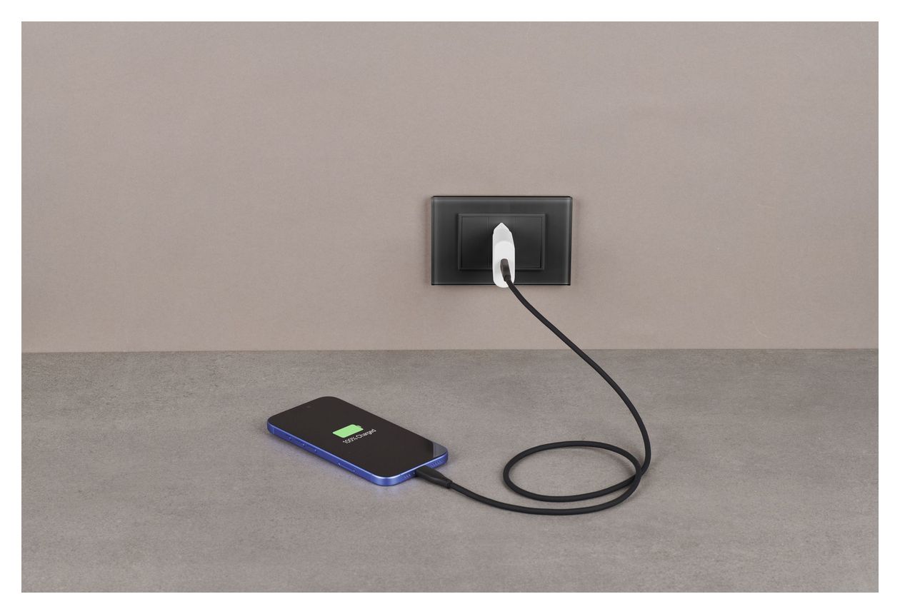 USB-C Ladegerät mit GaN-Technologie - GAN SLIM 30W USB-C 30W PD Netzladegerät mit GaN-Technologie 