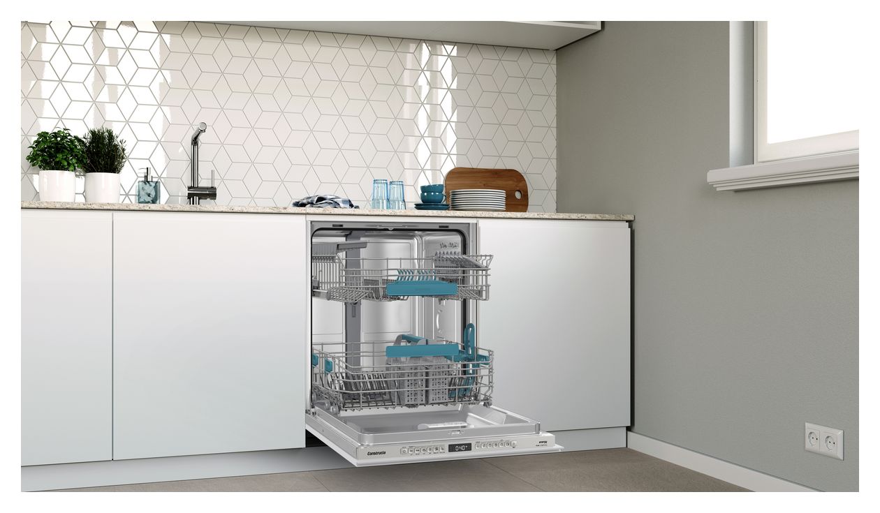 CG6VX01EBD 60 cm Geschirrspüler vollintegriert (ohne Front) Sehr leise 13 Maßgedecke aquaStop Funktion Wärmetauscher 