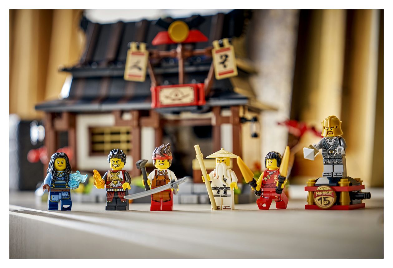 15-jähriges Jubiläum: Vier-Waffen-Schmiede 