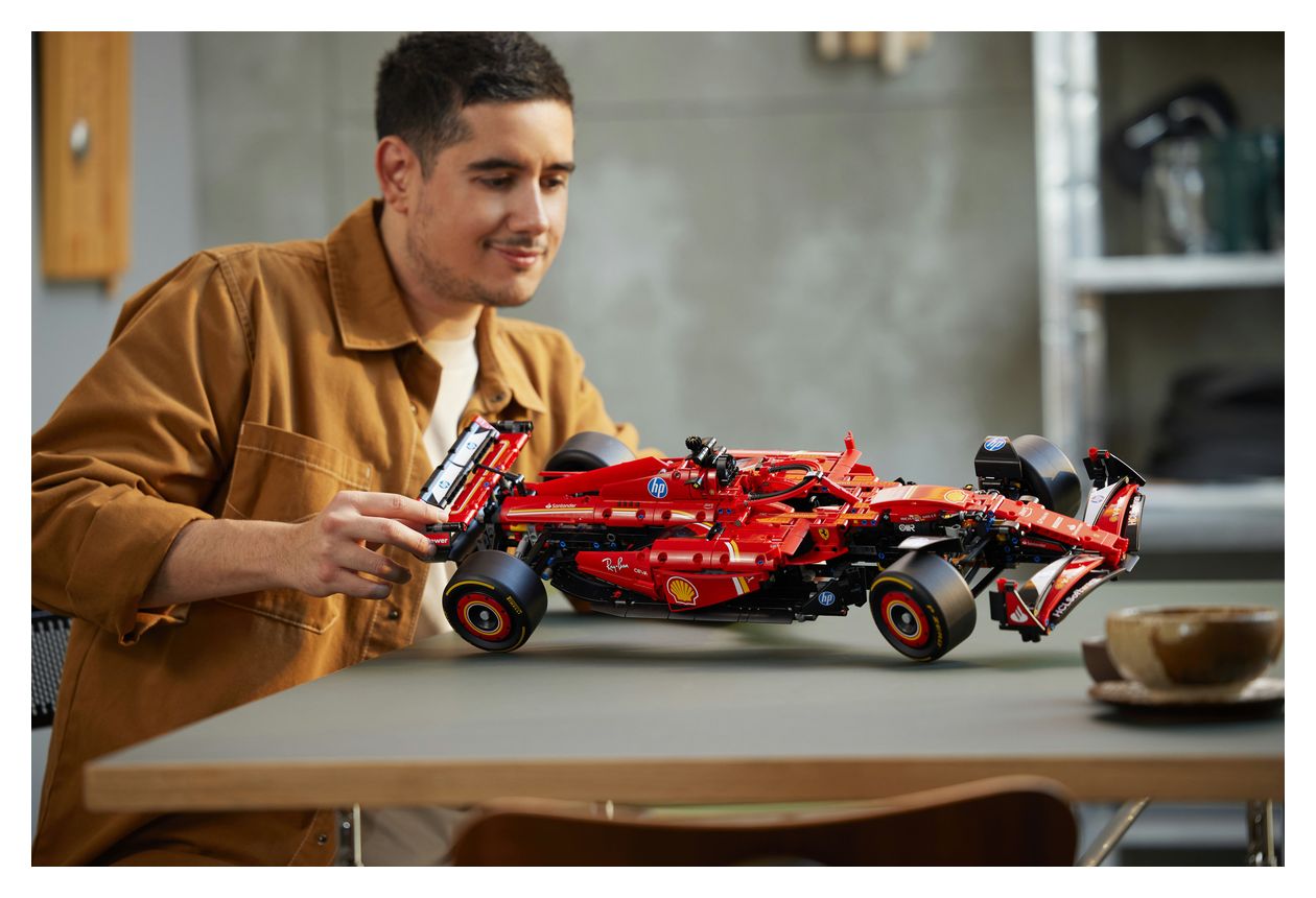 Ferrari SF-24 F1 Rennauto 