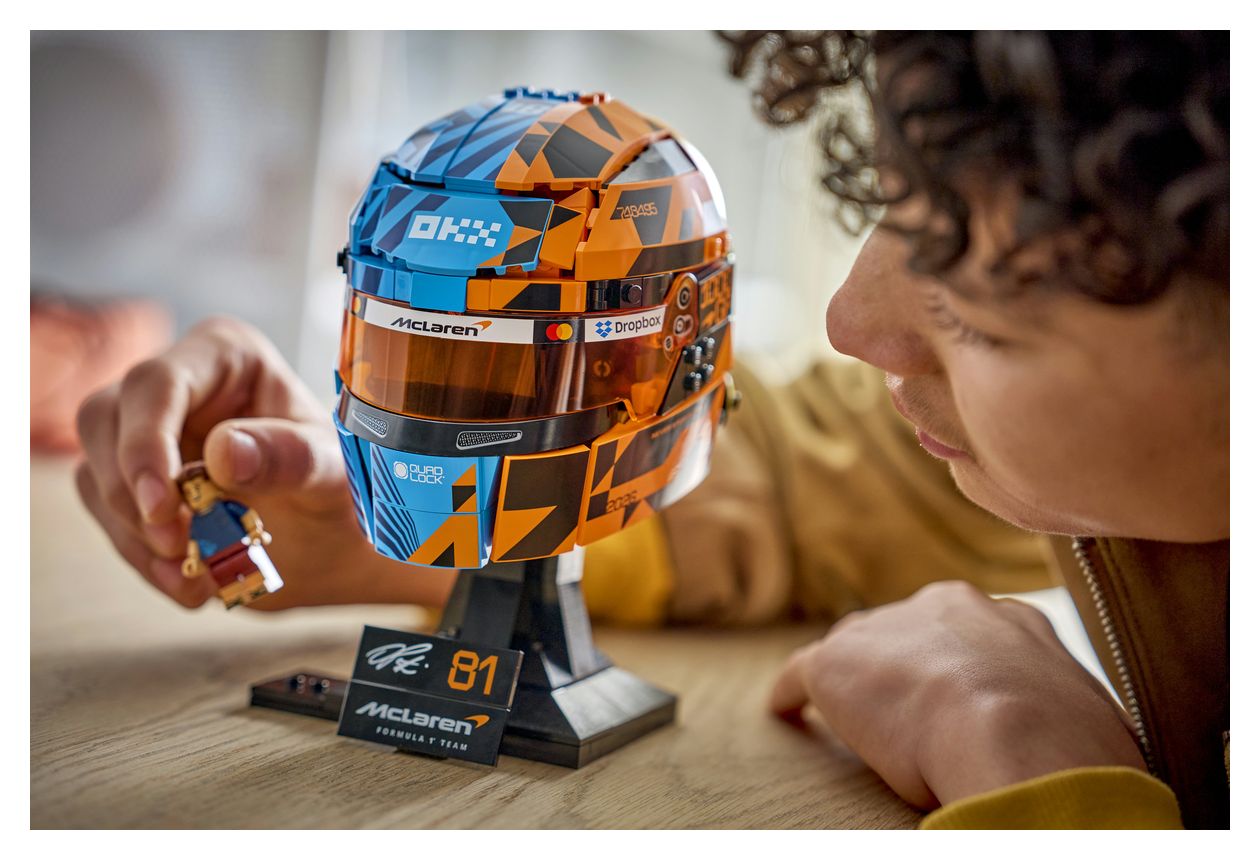 McLaren Mastercard F1® Team Oscar Piastri Helm 