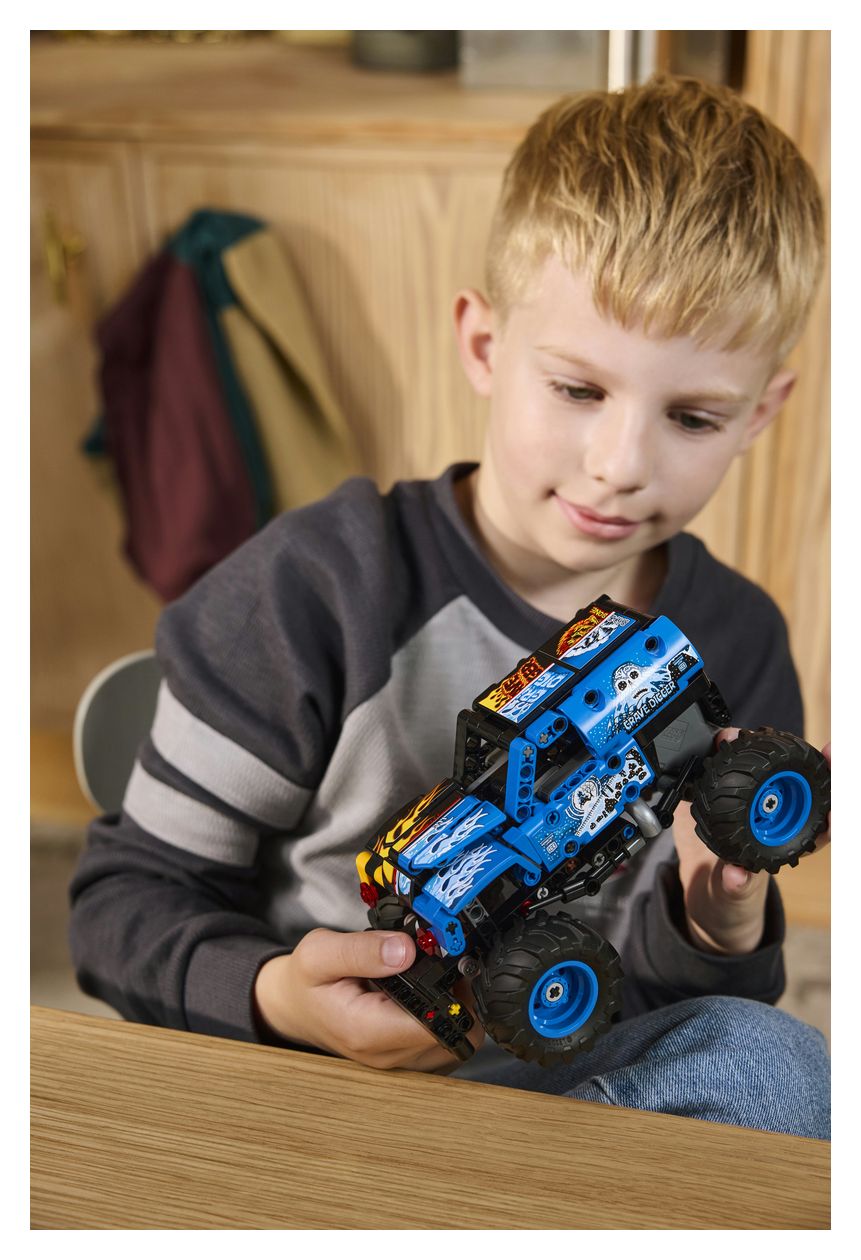 Monster Jam™ Grave Digger™ Feuer und Eis 