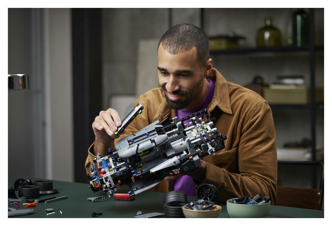 PEUGEOT 9X8 24H Le Mans Hybrid Hypercar 