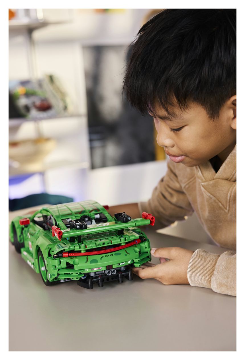 Porsche 911 GT3 R REXY AO Racing Rennwagen 