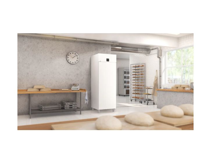 BRPvg6501 380 l / 380 l Kühlschrank freistehend EEK: B 355 kWh Jahr  (Weiß) 