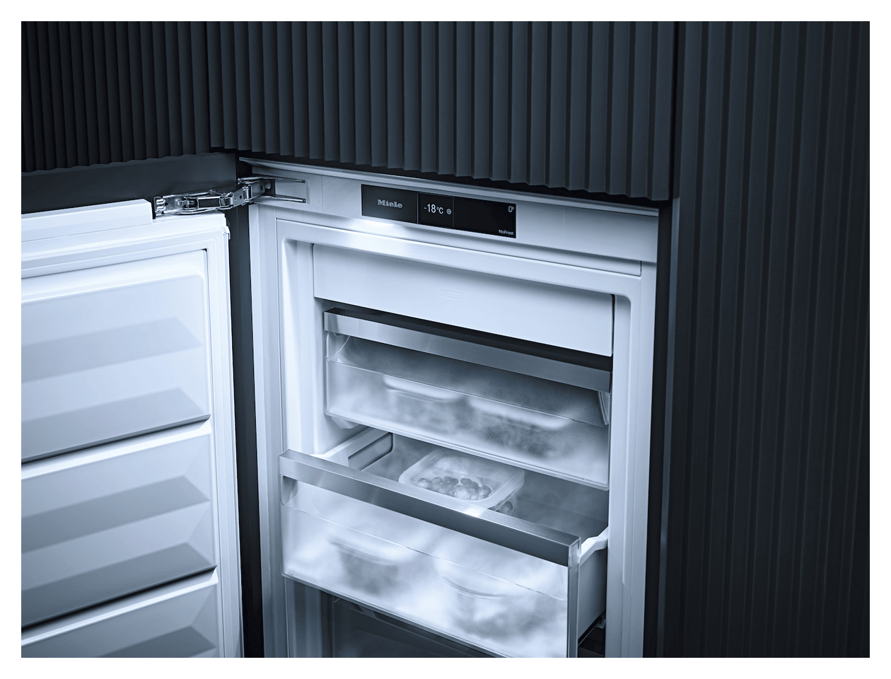 FNS7794DL 213 l Einbau Gefrierschrank 190 kWh Jahr NoFrost 