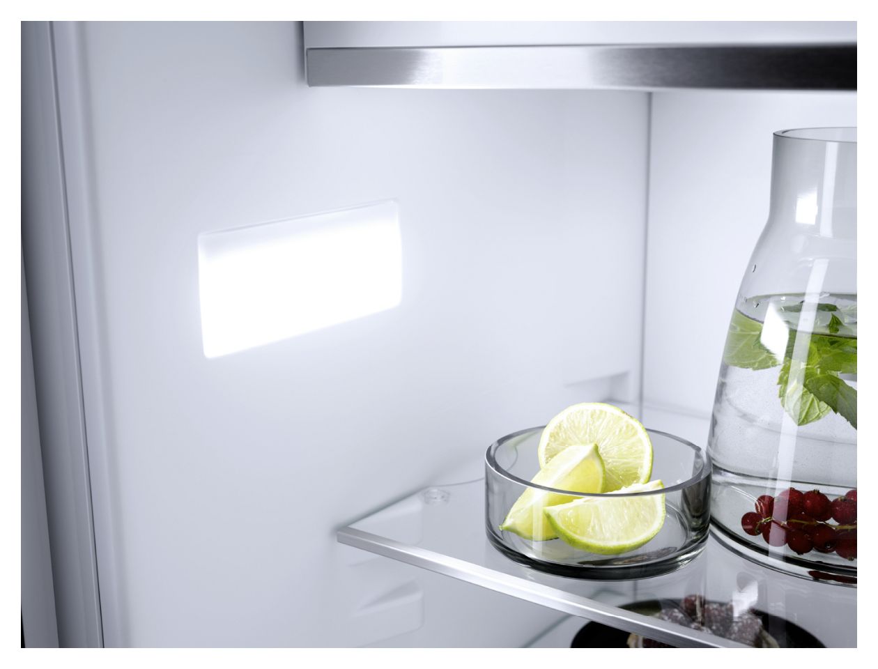 K7233E 166 l 104 cm Einbaukühlschrank EEK: E 96,7 kWh Jahr 