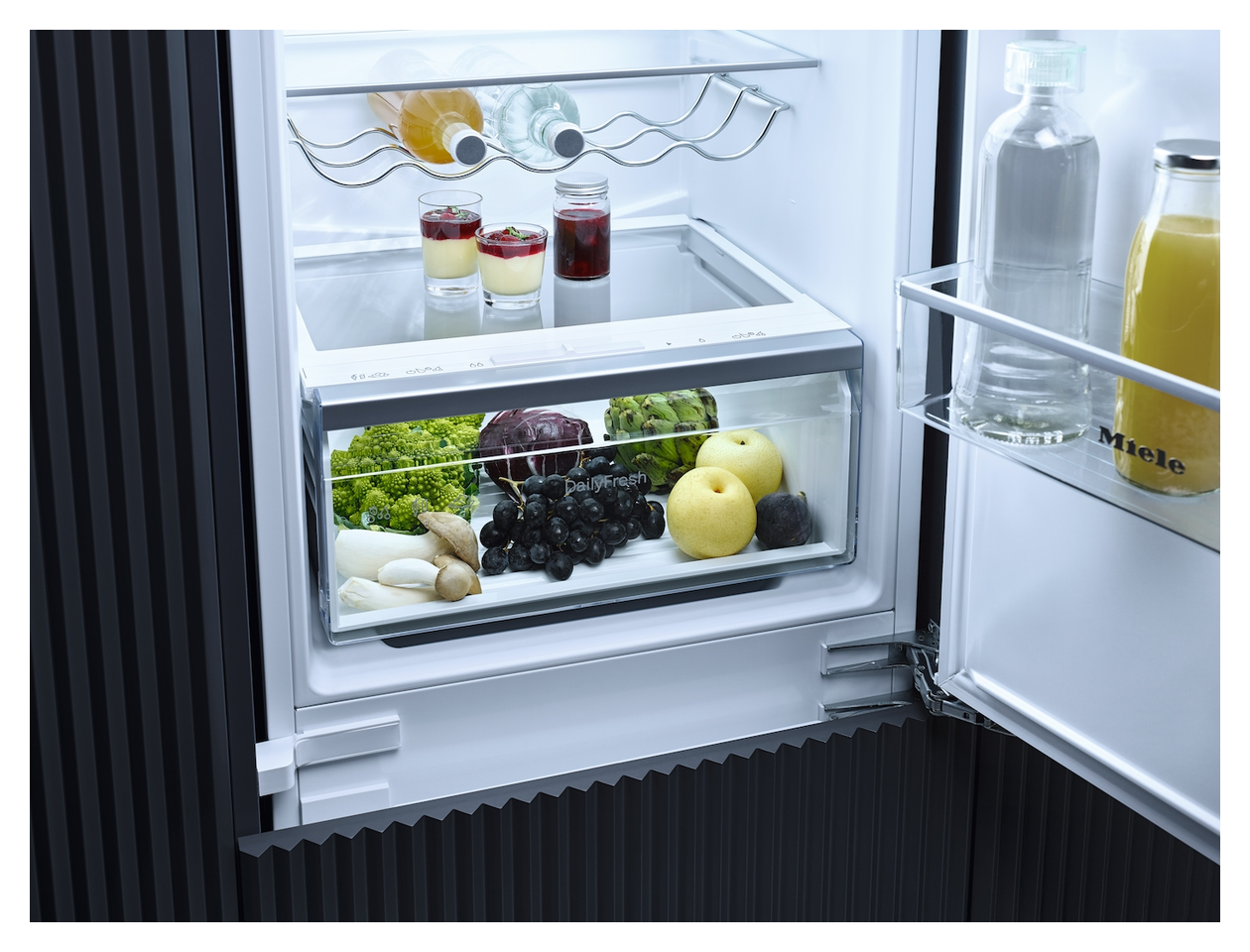 KD7724E 183 l / 84 l 178 cm Einbau Kühl-/Gefrierkombination 228,86 kWh 