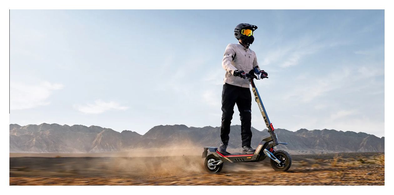 XT5 Max 700 W E-Scooter 899 Wh 110 km Reichweite 35,6 kg  (Schwarz, Grau, Rot) 