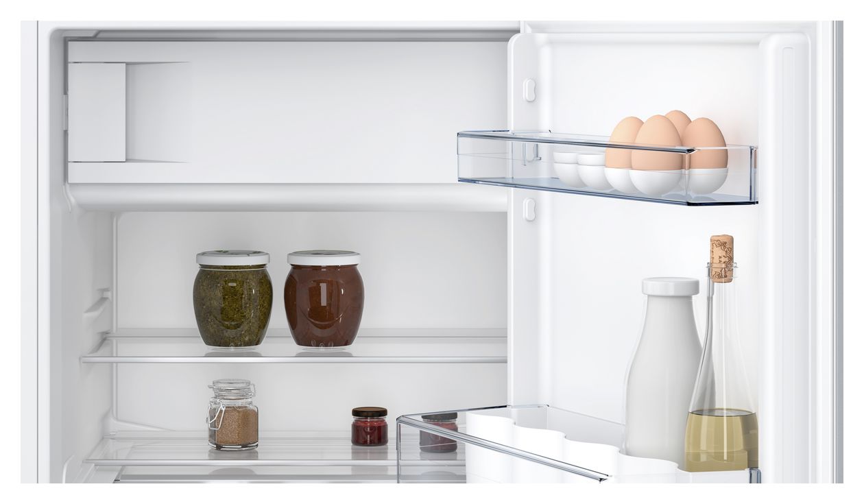N50 KU2222FD0 93 l 82 cm Einbaukühlschrank EEK: D 119 kWh Jahr 