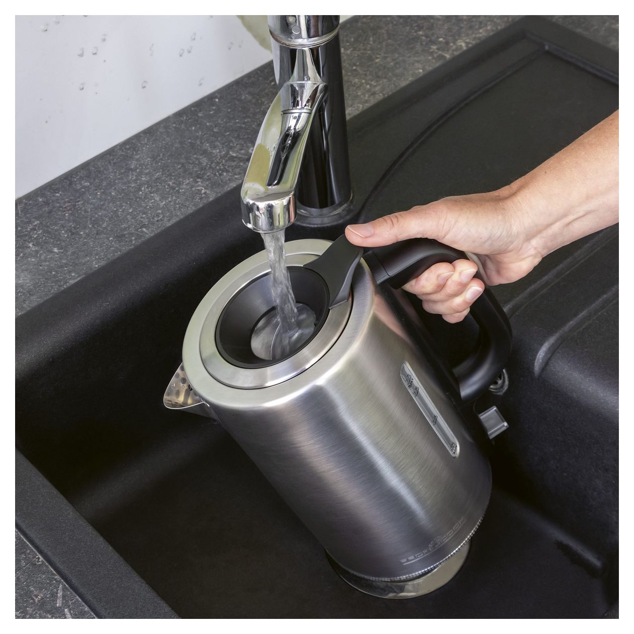 PC-WKS1321 1,7 l Wasserkocher 2200 W  (Schwarz, Edelstahl) 
