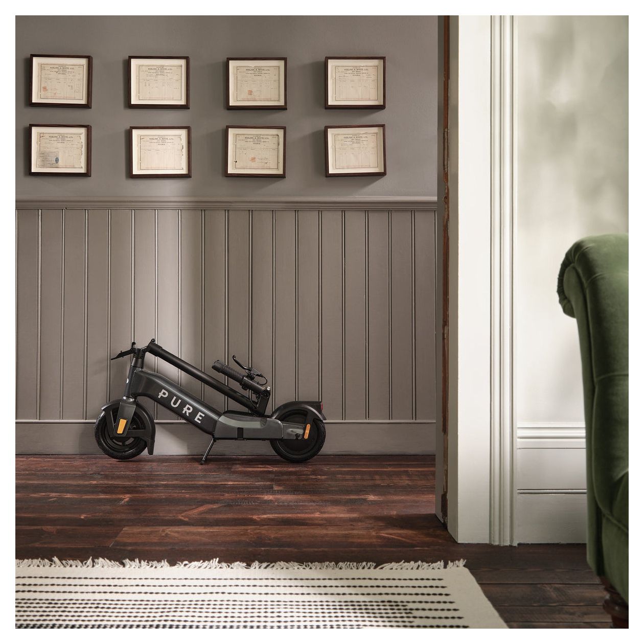 Advance+ 924 W E-Scooter 12 Ah 62,4 km Reichweite 16,2 kg  (Grau) 