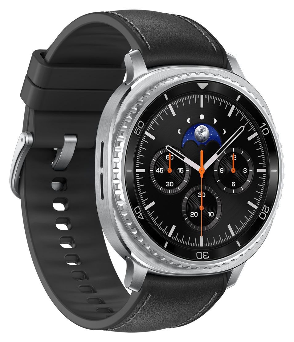 Galaxy Watch8 Digital 46 mm Smartwatch Rund IP68 30 h 327 ppi 4G  (Silber) 