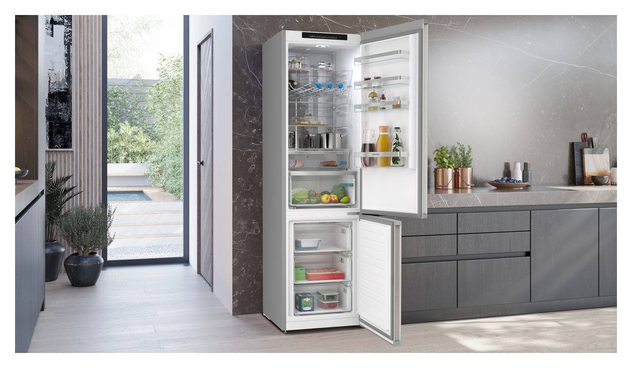 iQ300 KG39NVIAG 260 l / 103 l Kühl-Gefrierkombi freistehend NoFrost 112 kWh Jahr  (Gebürsteter Stahl) 