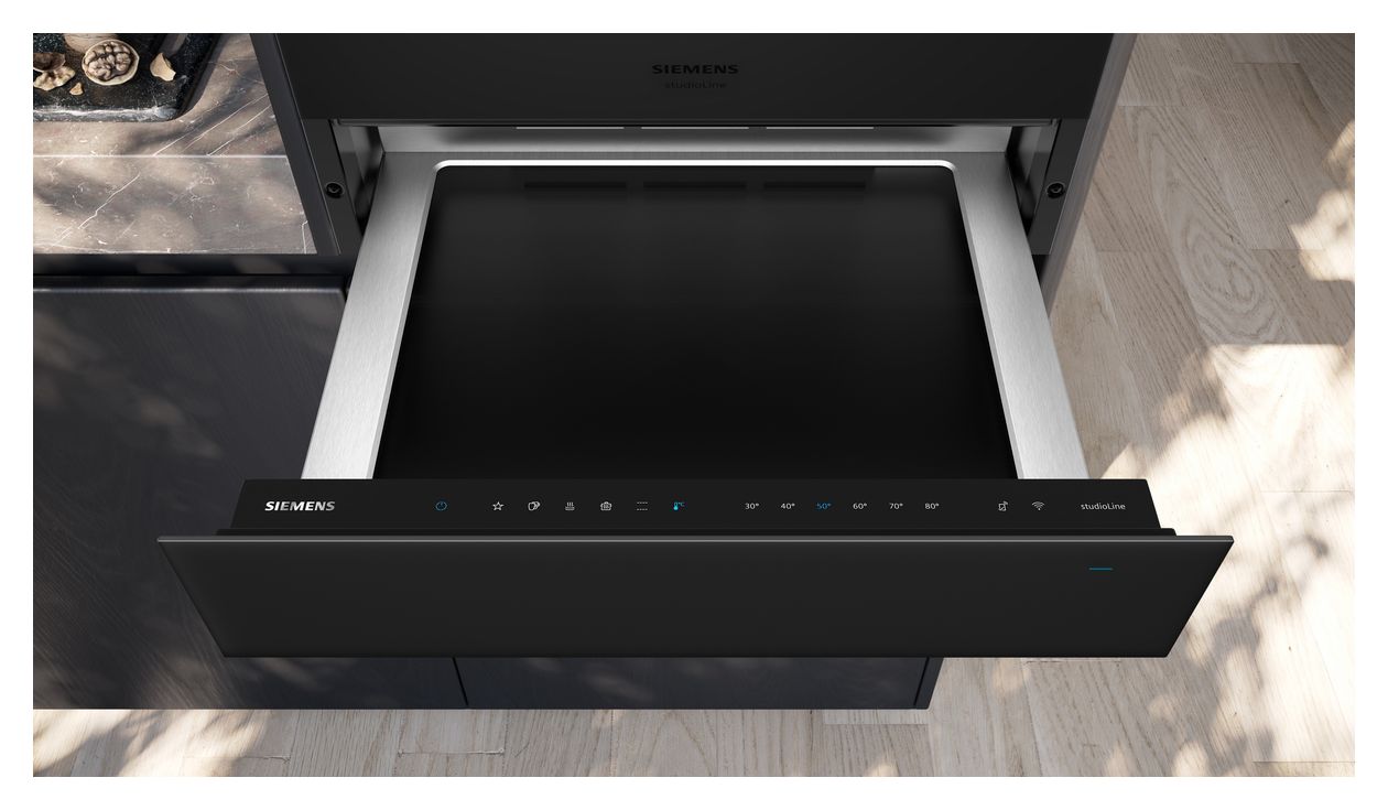 iQ700 BI910C1M1 Wärmeschublade 14 cm 30 - 80 °C (Schwarz) 