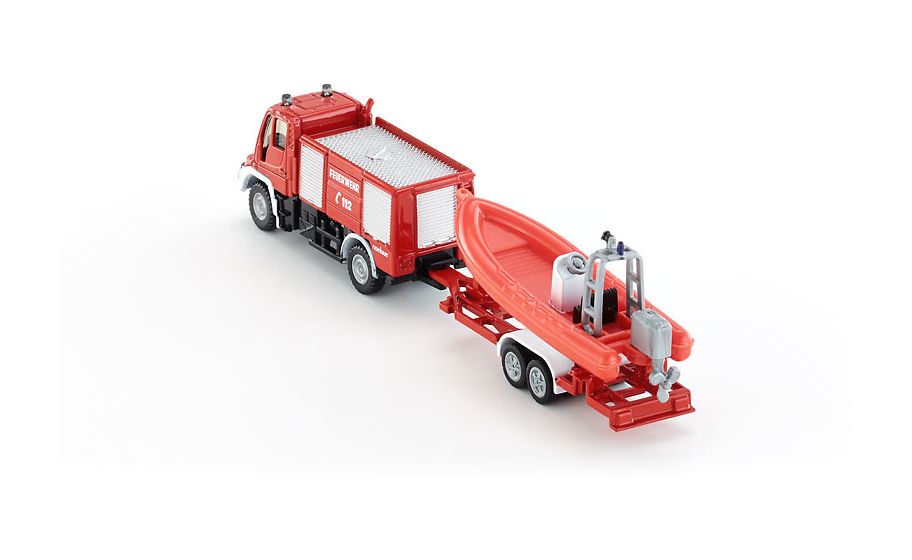 Unimog Feuerwehr mit Boot 