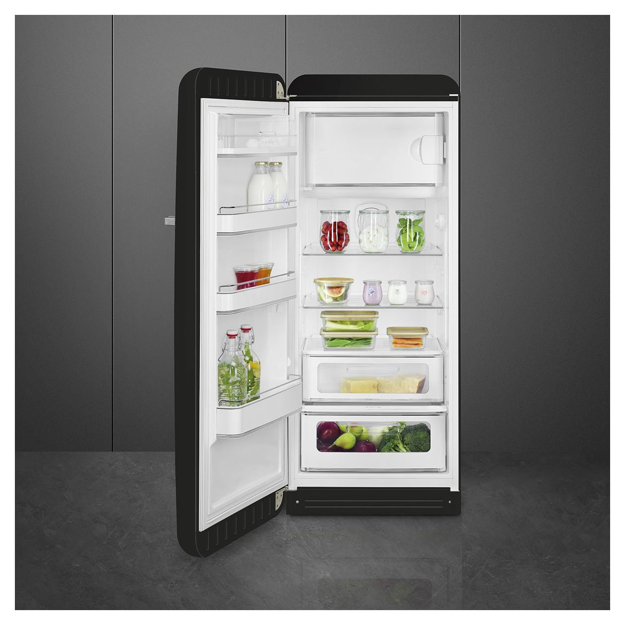 FAB28LBL6 270 l / 244 l Kühlschrank freistehend EEK: C 104 kWh Jahr  (Schwarz) 