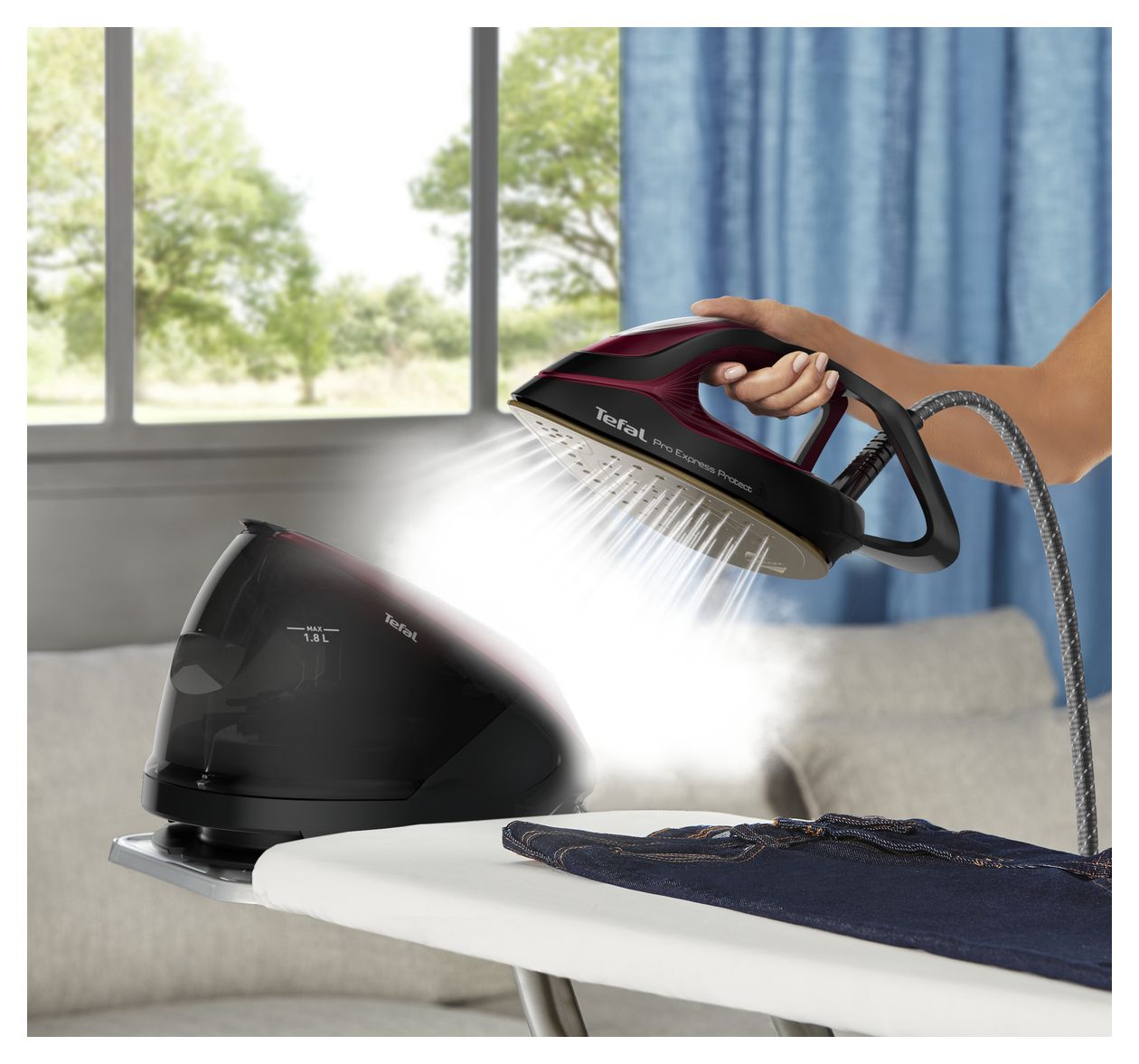 GV9230 Pro Express Protect 2600 W Dampfbügelstation 550 g/min  (Schwarz, Burgund) 