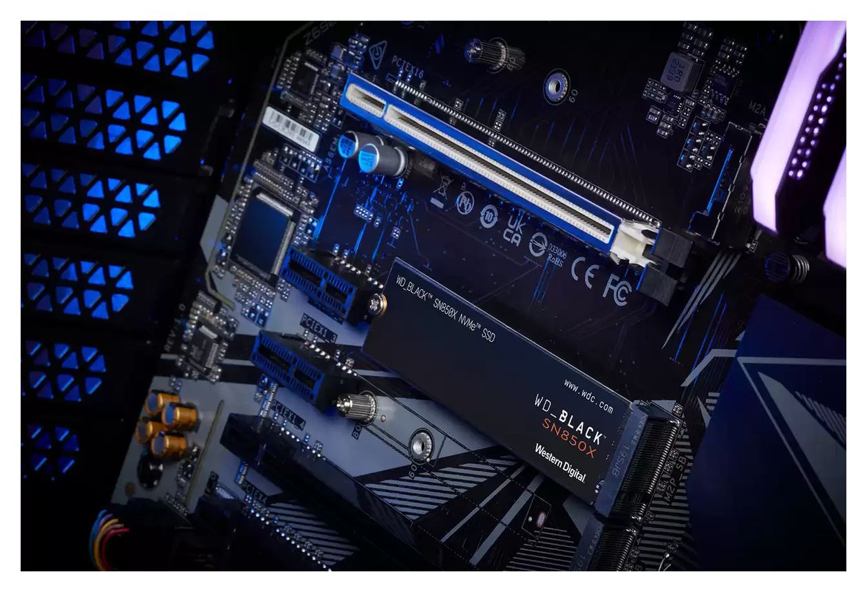 Black SN850X 1 TB SSD PCI Express 4.0 M.2 