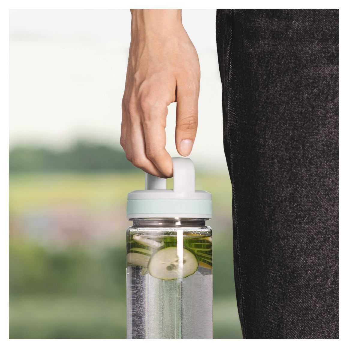 181592 Trinkflasche 0,9l Kunststoff, Silikon (Blau, Transparent, Weiß) 