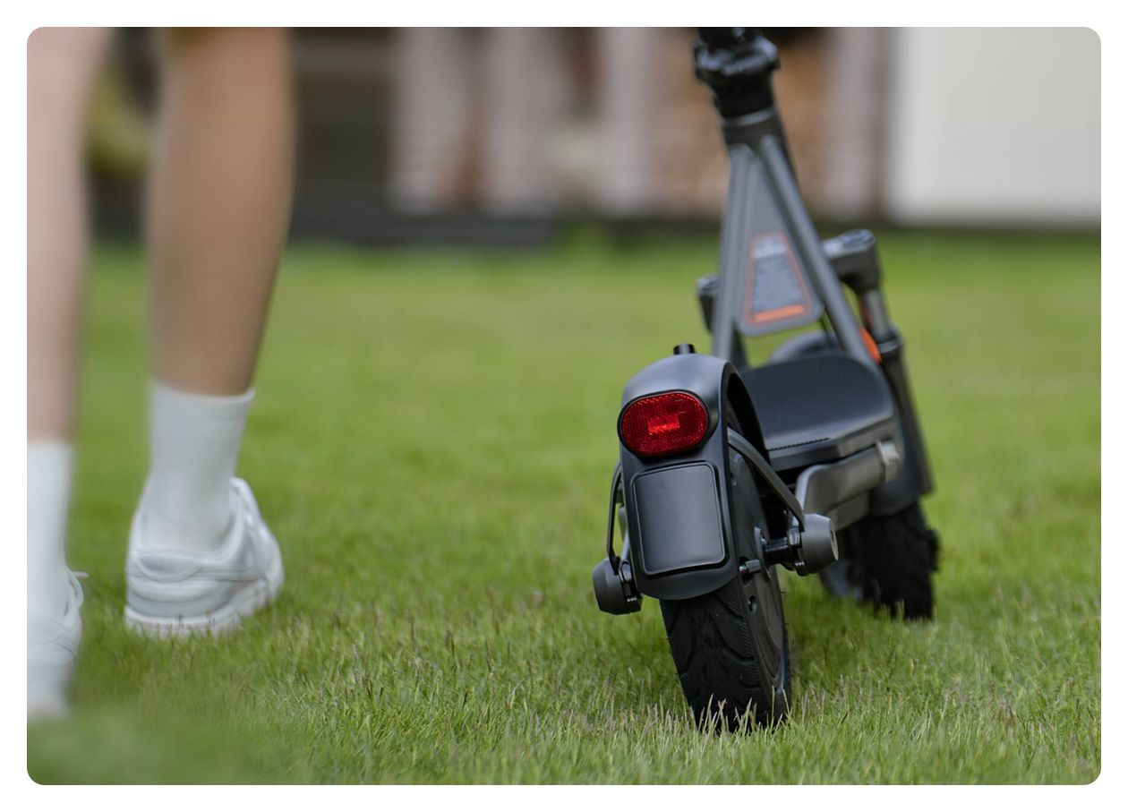 Electric Scooter 6 Lite 300 W E-Scooter 10 Ah bis 30 km Reichweite 18,1 kg  (Grau) 
