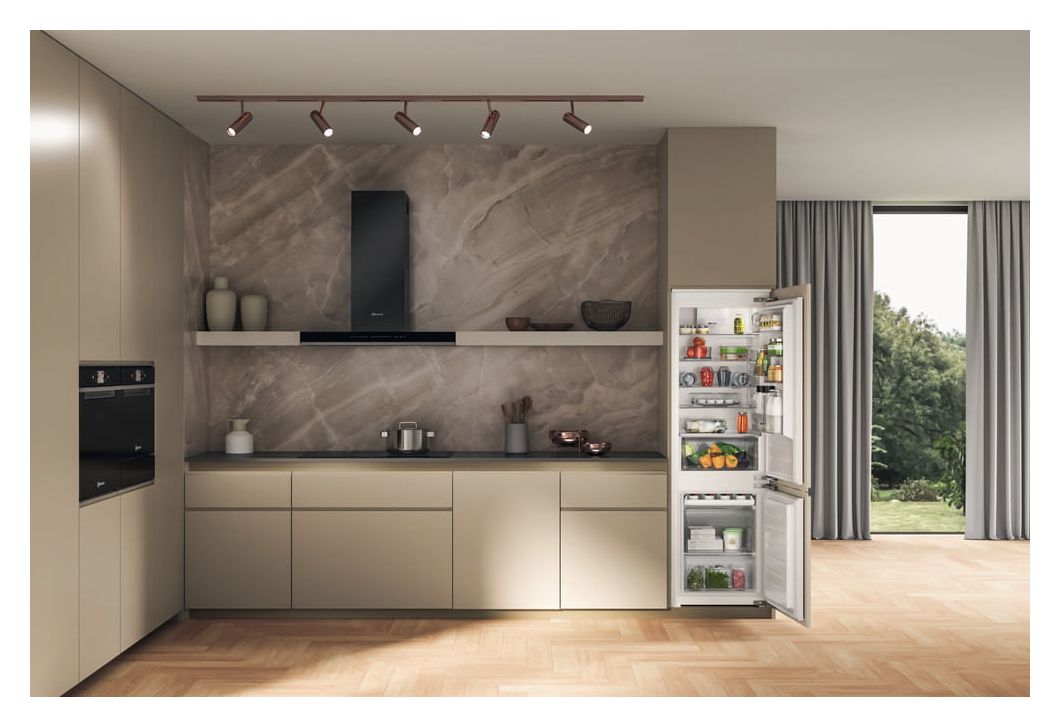 BKGIL178F12 189 l / 79 l Einbau Kühl-/Gefrierkombination 227 kWh 