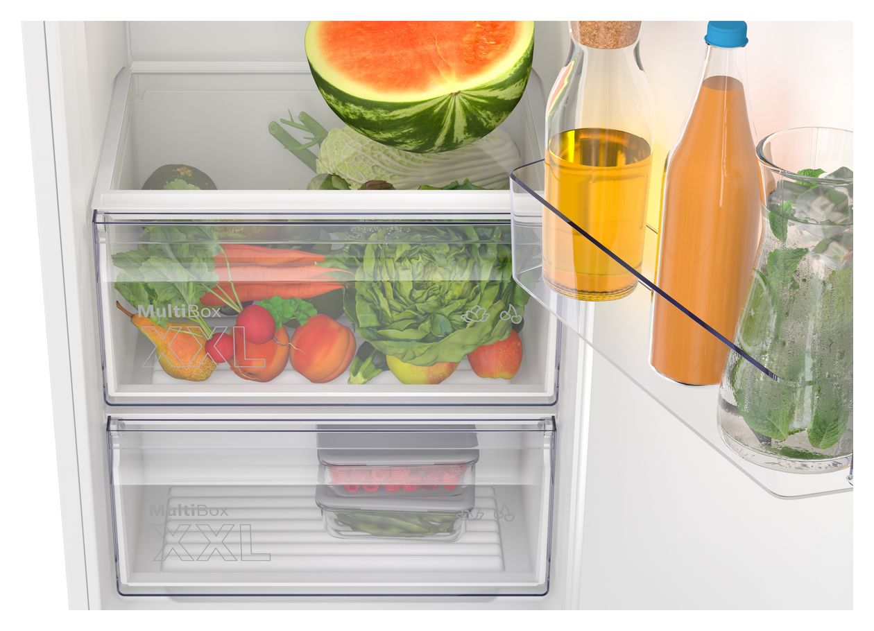 Serie 2 KIL82NSE0 Schlepptür 246 l 177,5 cm Einbaukühlschrank EEK: E 177 kWh Jahr 