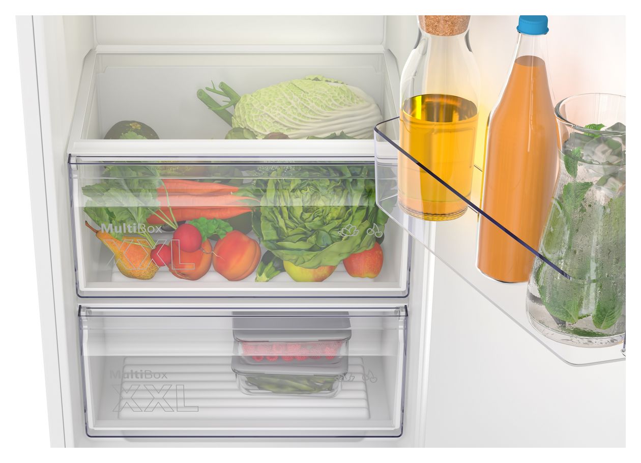 Serie 2 KIR81NSE0 Schlepptür 310 l 177,5 cm Einbaukühlschrank EEK: E 114 kWh Jahr 