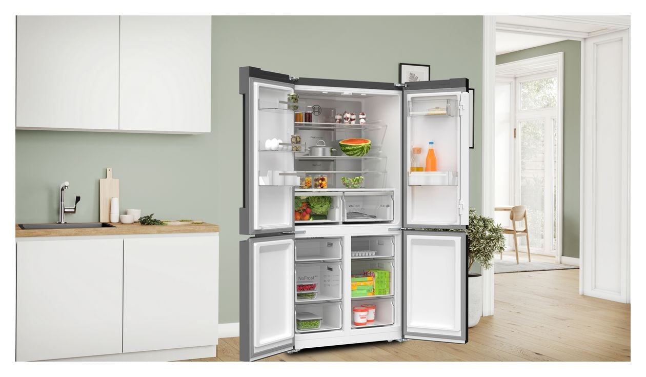 Serie 4 KFN96AXEA Side-by-Side Kühl-/ Gefrierkombination French Door 405 l / 200 l 333 kWh NoFrost 1830 mm x 905 mm  (Schwarz) 