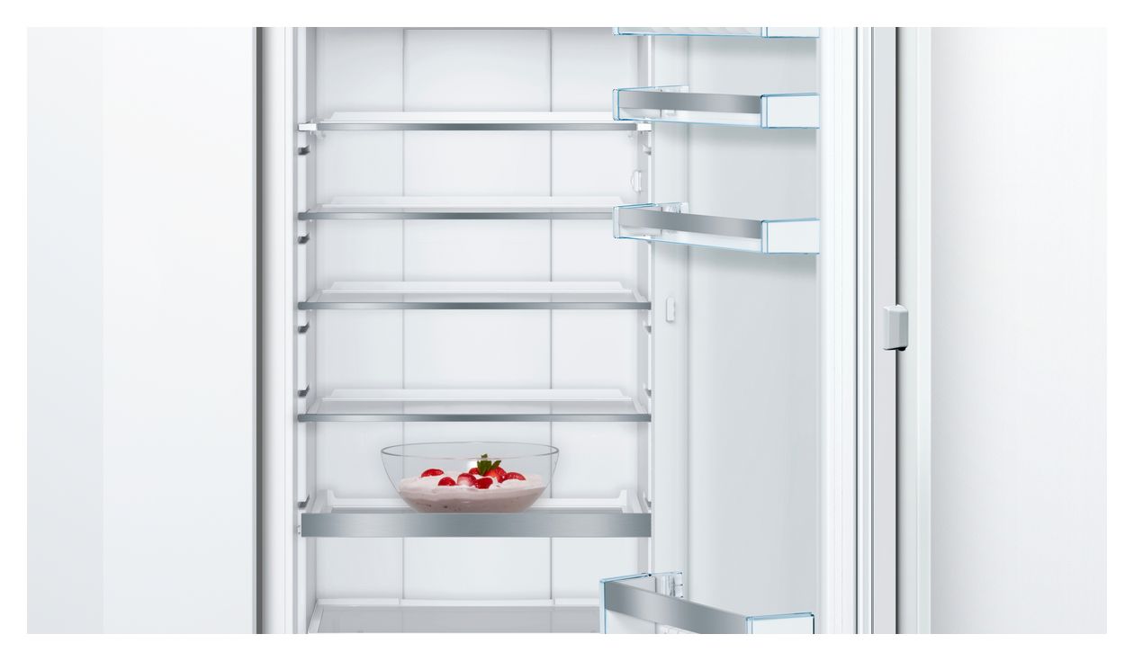 Serie 8 KIF82PFE0 254 l 177,5 cm Einbaukühlschrank EEK: E 184 kWh Jahr 