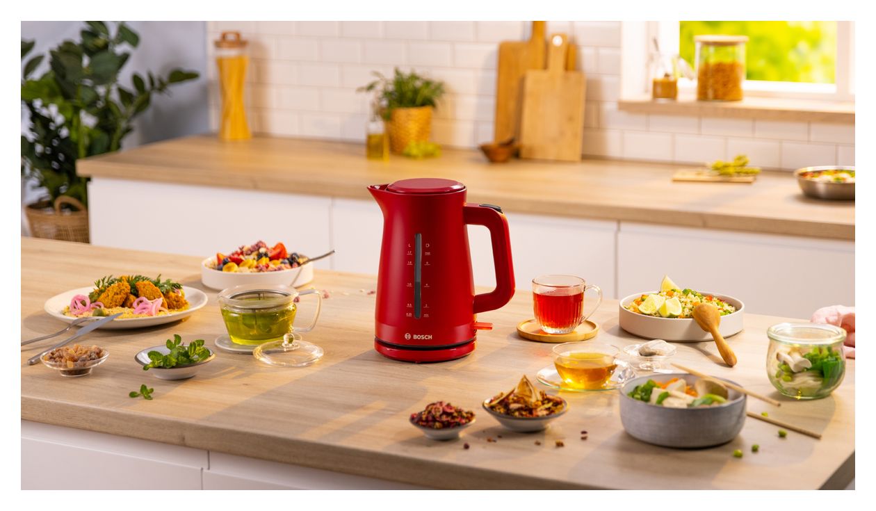 TWK3M124 MyMoment 1,7 l Wasserkocher 2400 W  (Rot) 
