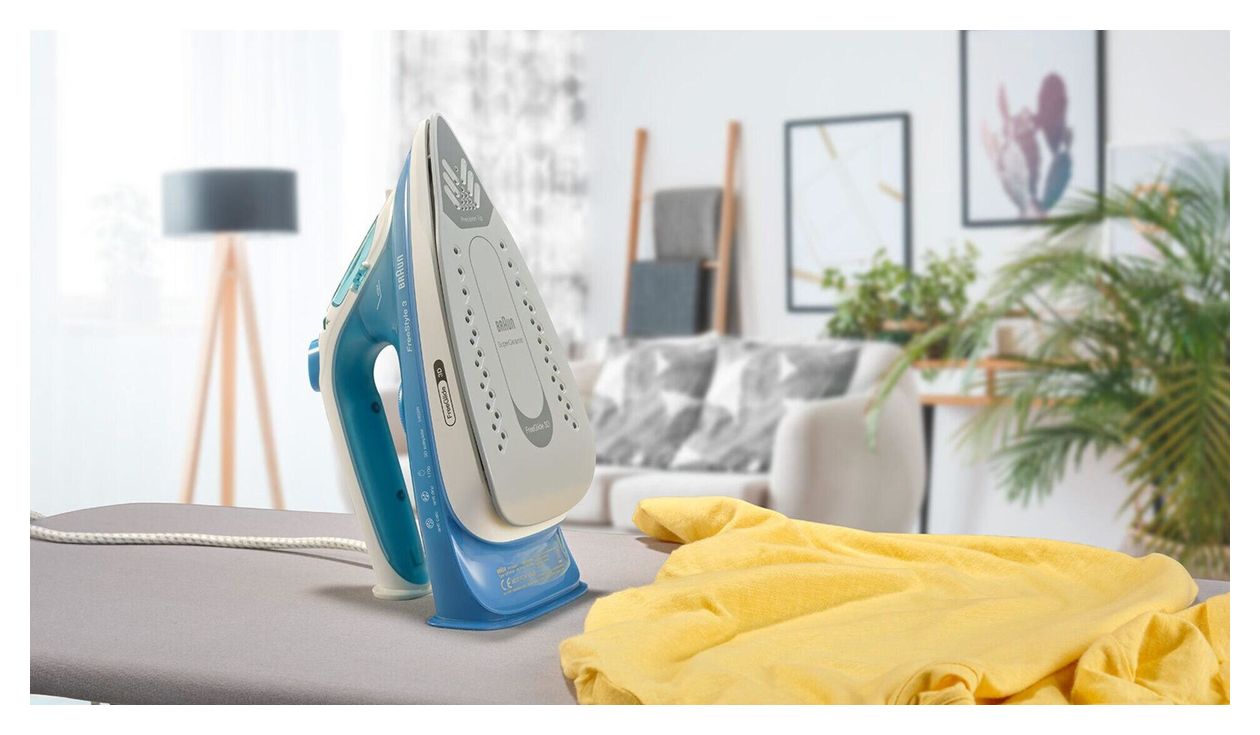 FI3144BL FreeStyle 3 45 g/min Trocken- & Dampfbügeleisen 