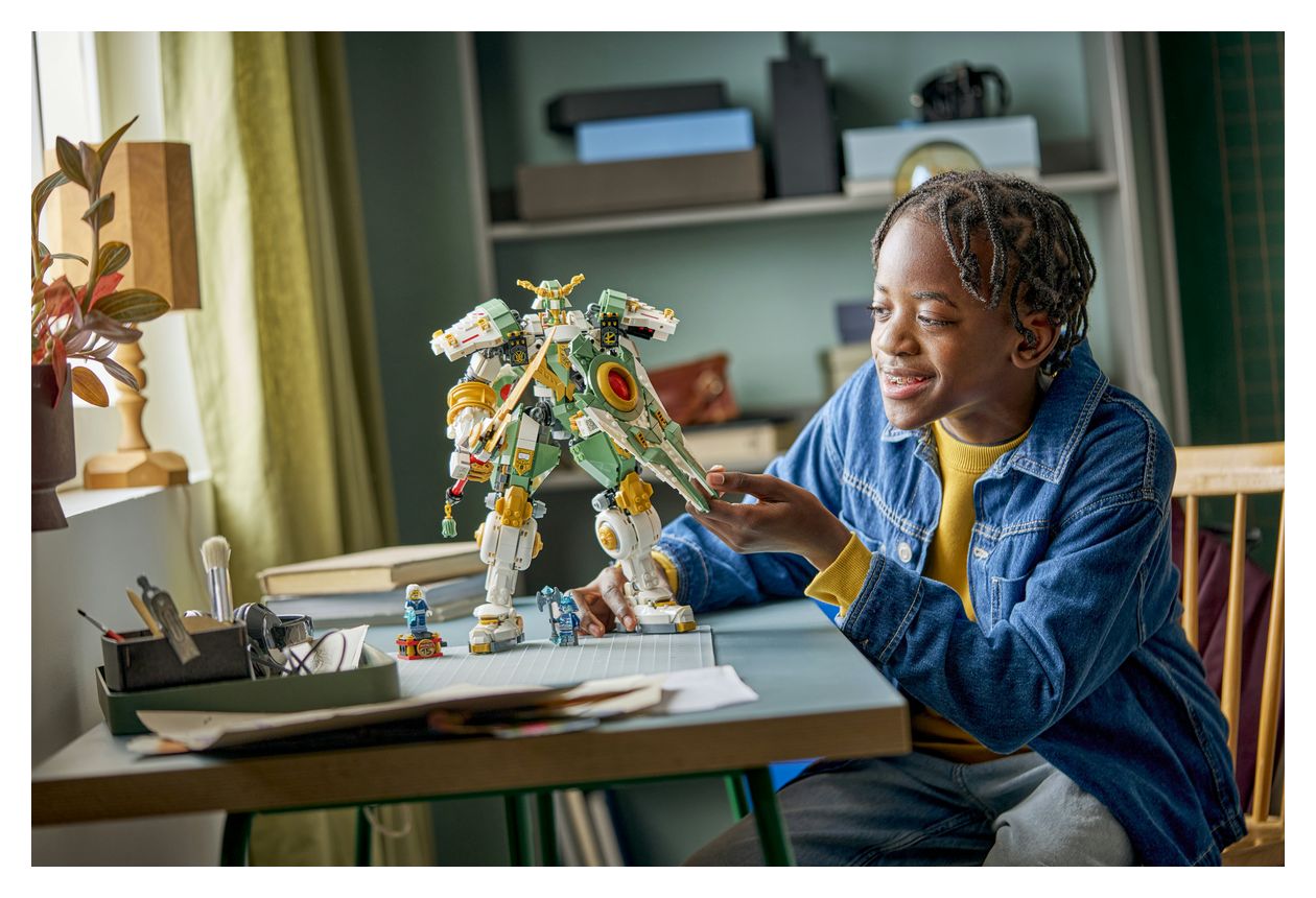 15-jähriges Jubiläum: Lloyds Titan-Mech 