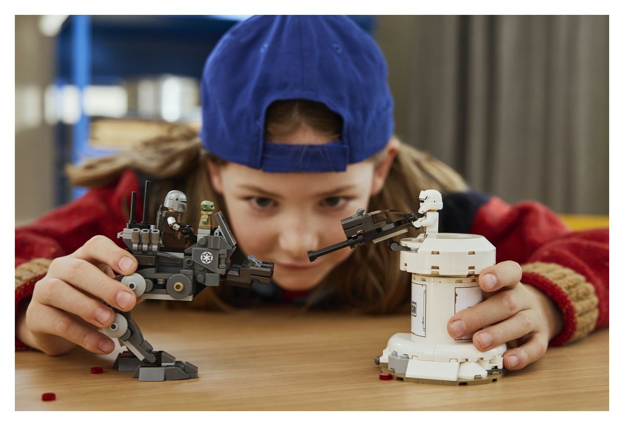 Angriff des AT-RT™ 