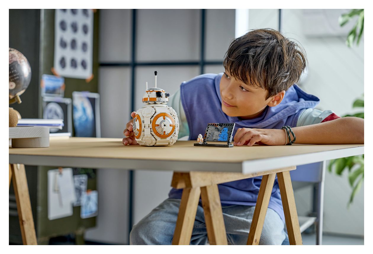 Der Astromech-Droide BB-8™ 